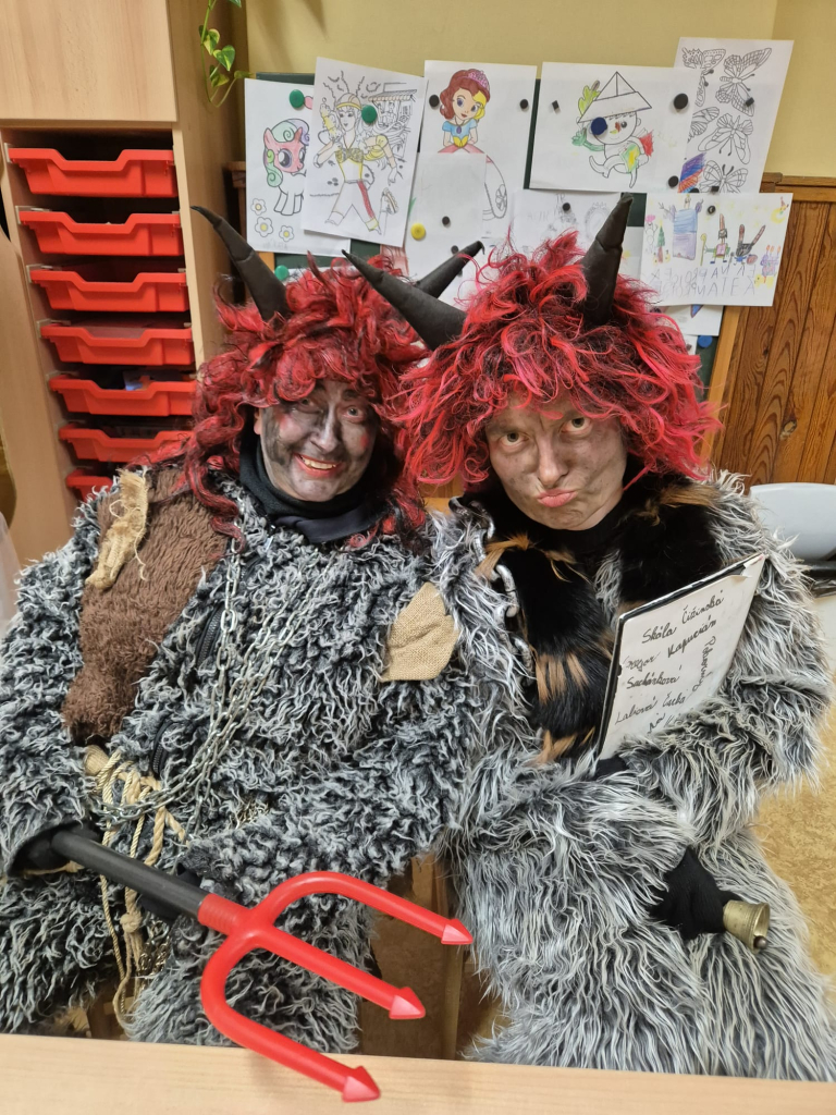 Čekáme na vás v parku! Čerti s Déčkem!