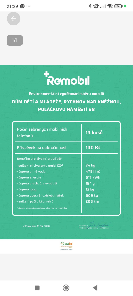 Sbírka starých mobilů