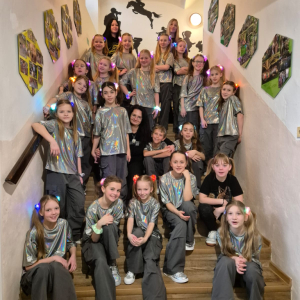 RYCHNOVSKÝ TANEČEK - RK CRAZY DVK2