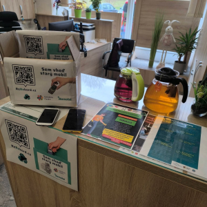 Sbírka starých mobilů